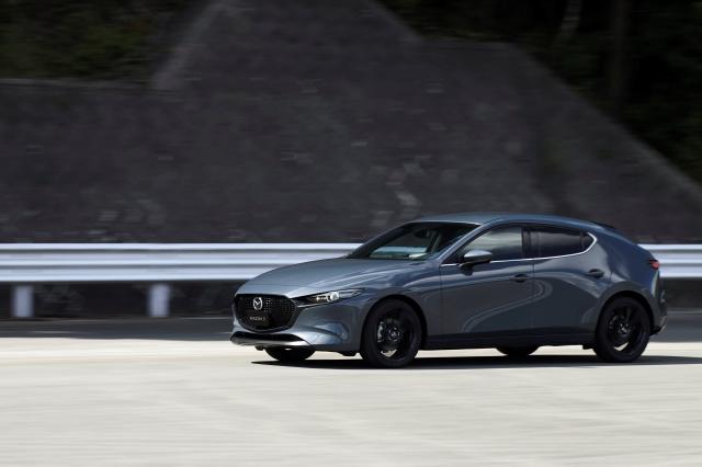 MAZDA 3, HB/G122 AT PLUS/Safety/Sound/Style